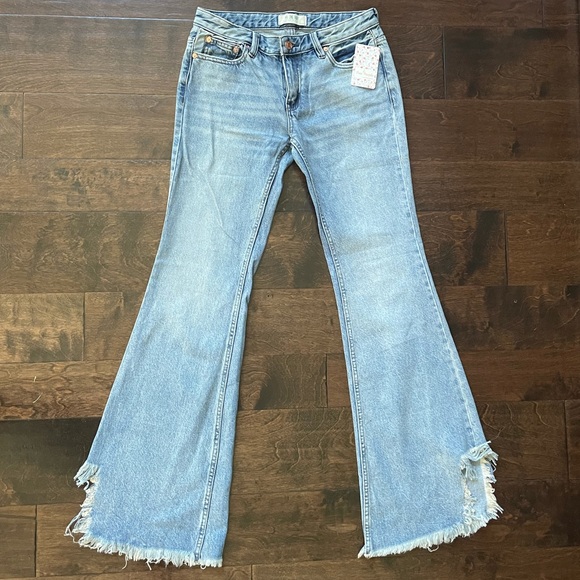 Free People Denim - Free People Wide Leg Fringe Hem Jeans